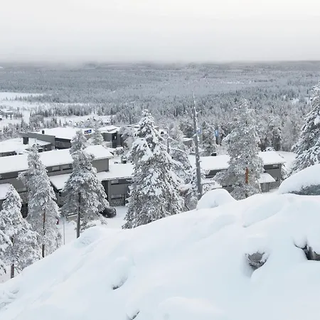 Club Pyhae Holysuites Apartman *